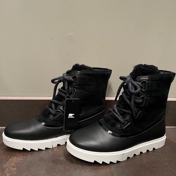 Sorel Joan of Arctic Black Boots Women’s Size 9 1/2 - Picture 6 of 9